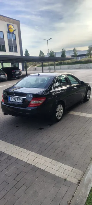Mercedes-Benz Clase C 2011