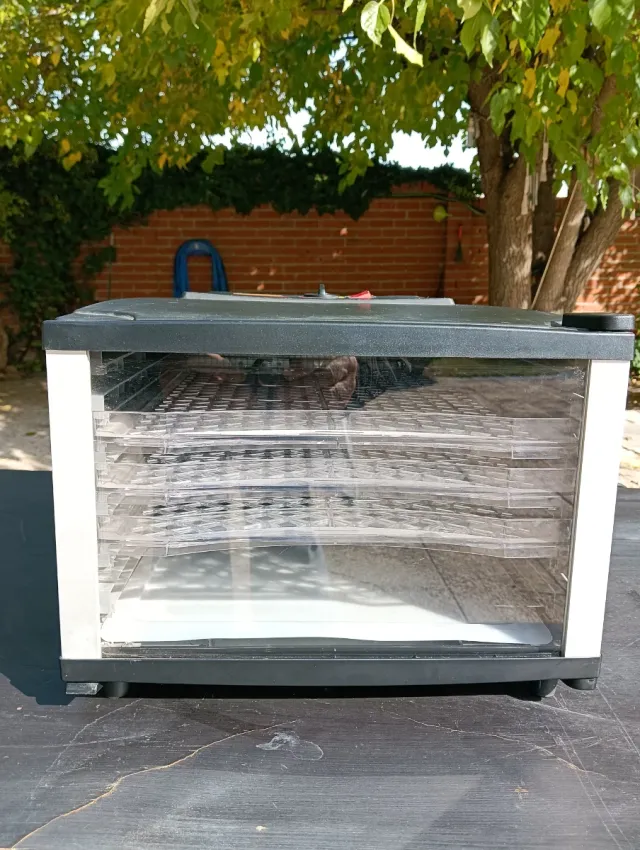 Deshidratador de alimentos PRO Lacor 800W