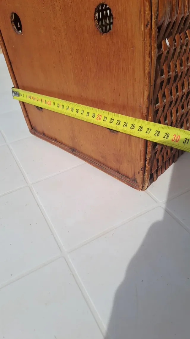 Transportín antiguo mimbre y madera