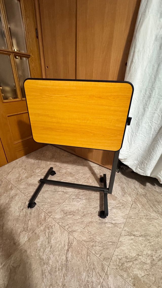 Mesa auxiliar plegable madera y metal