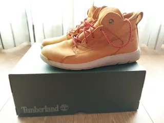 Botas Timberland Marrones y Rojas