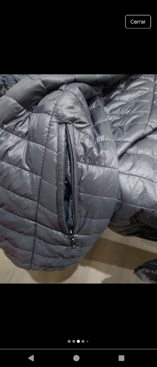 Abrigo reversible con gorro gris