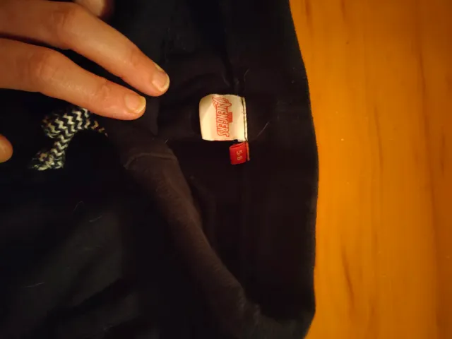 Pantalón negro Avengers talla 5-6