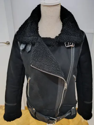 Cazadora Zara efecto ante forrada