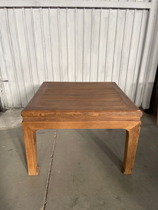 Mesa centro o auxiliar de madera maciza 80x80x55