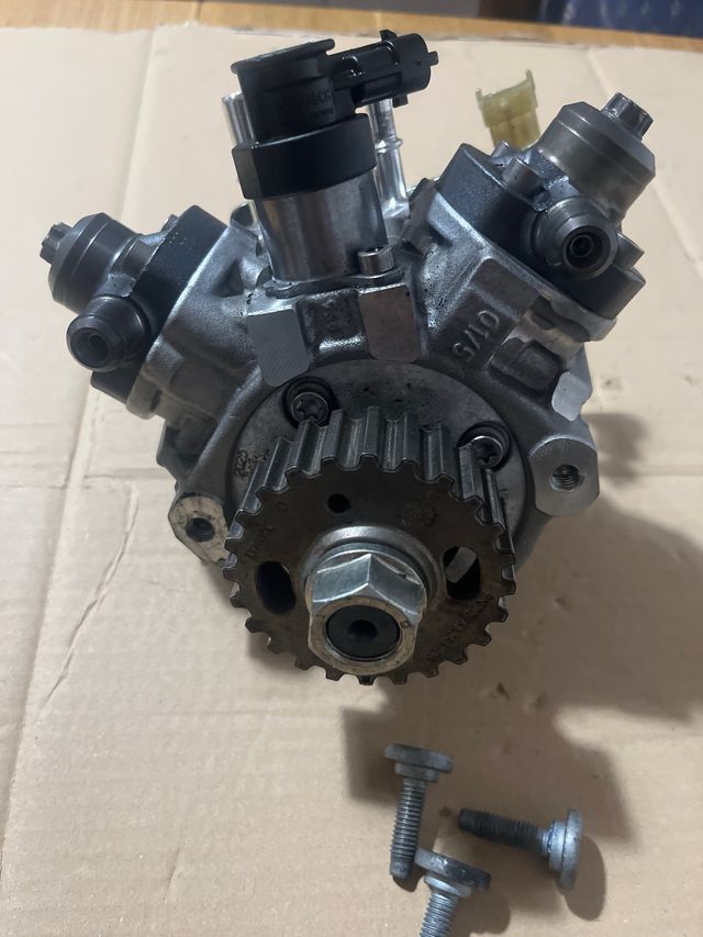 Pompa iniezione carburante