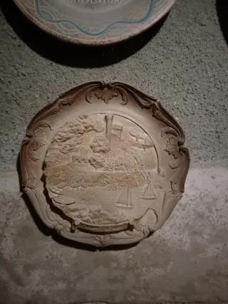 Plato decorativo relieve CLONGE DE MAR