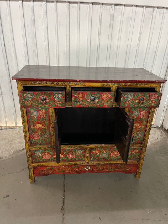 Cómoda tibetano restaurado madera pintada a mano
