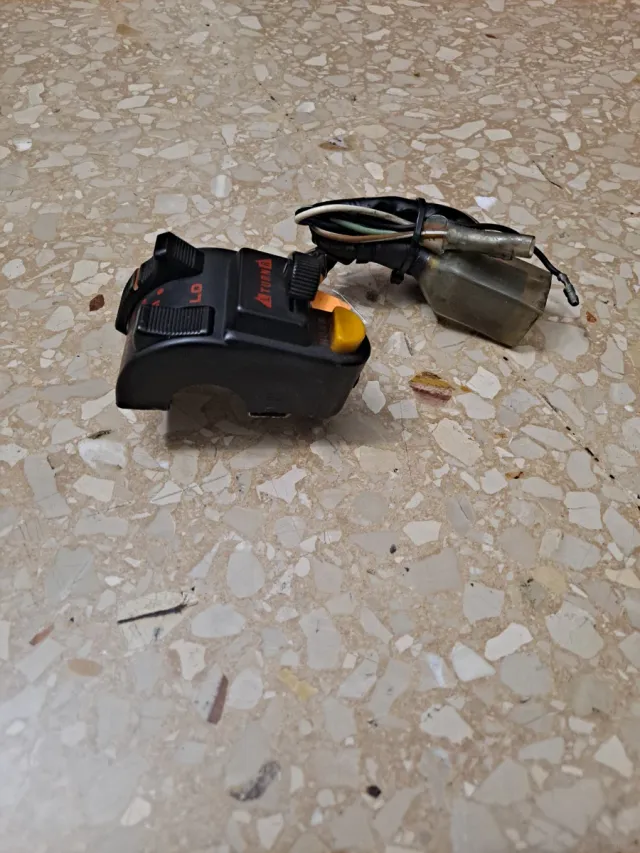 ‼️HAGO ENVIO‼️ Piña luces mbx en perfecto estado