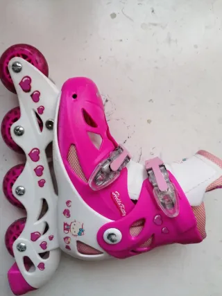 Patines en línea  Hello Kitty Niña Rosas