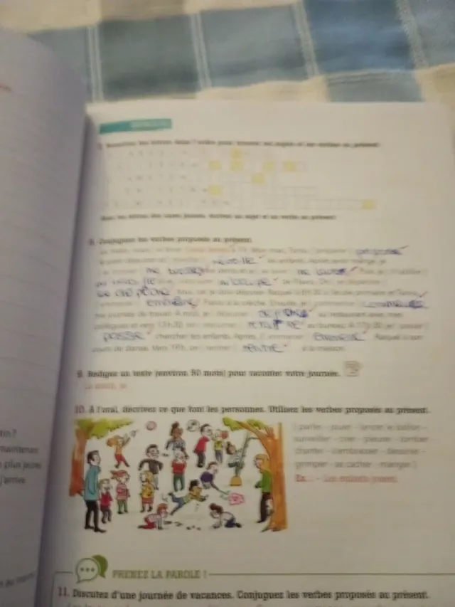 100% FLE Grammaire essentielle du francais A1/A...