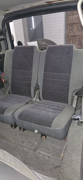 Daihatsu feroza 2002