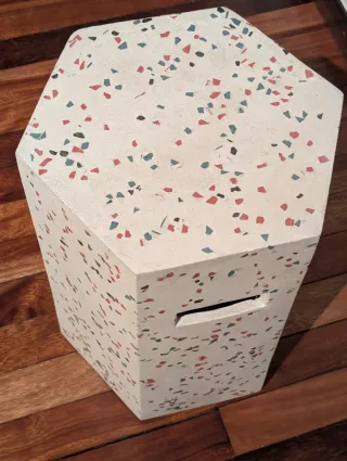 Mesa auxiliar terrazo Made.com