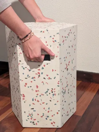 Mesa auxiliar terrazo Made.com