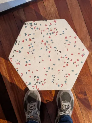 Mesa auxiliar terrazo Made.com