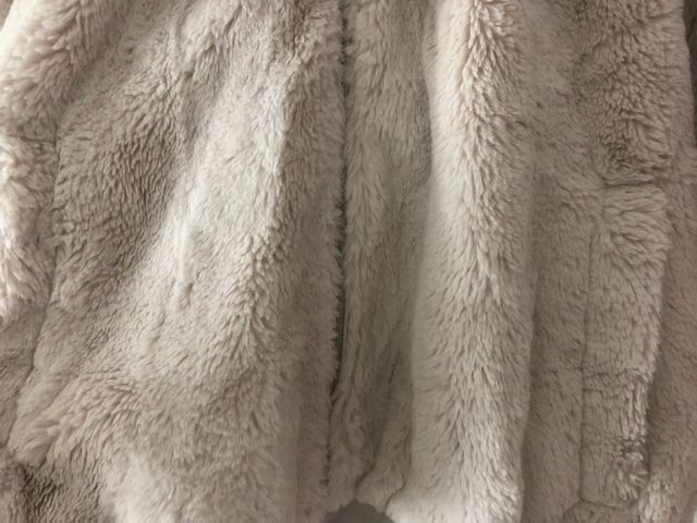Chaquetón de pelo beige mujer