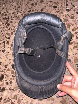 Casco de hípica de terciopelo negro