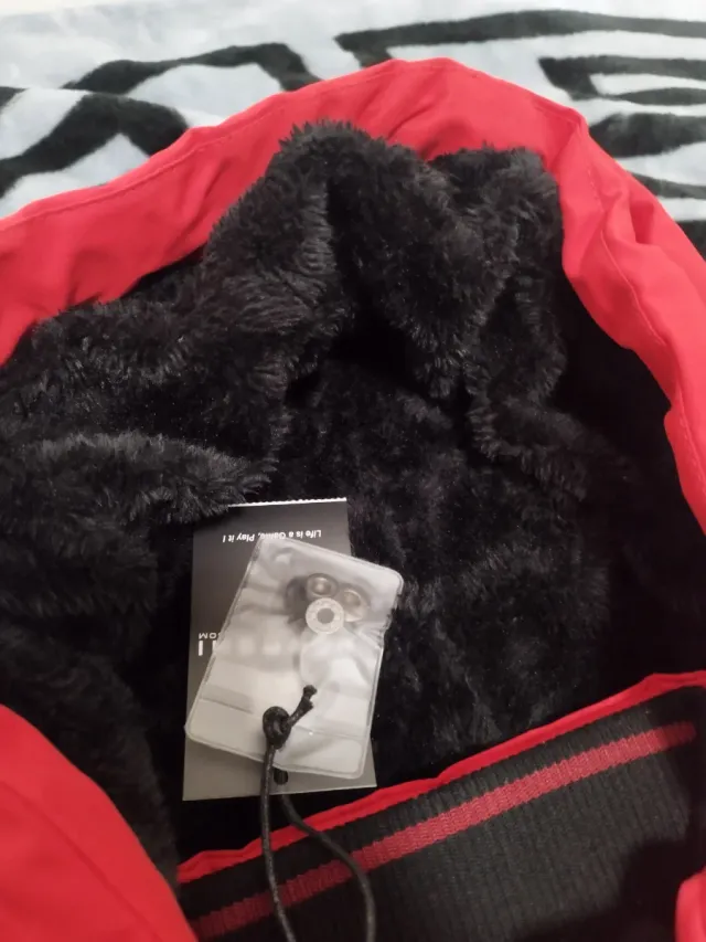 Chaqueta ROSHI Roja unisex