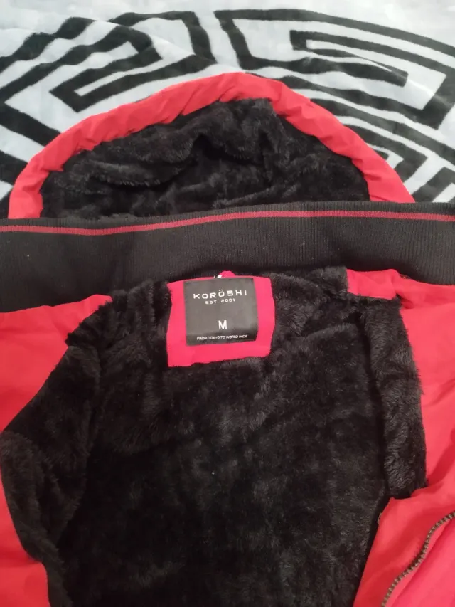 Chaqueta ROSHI Roja unisex