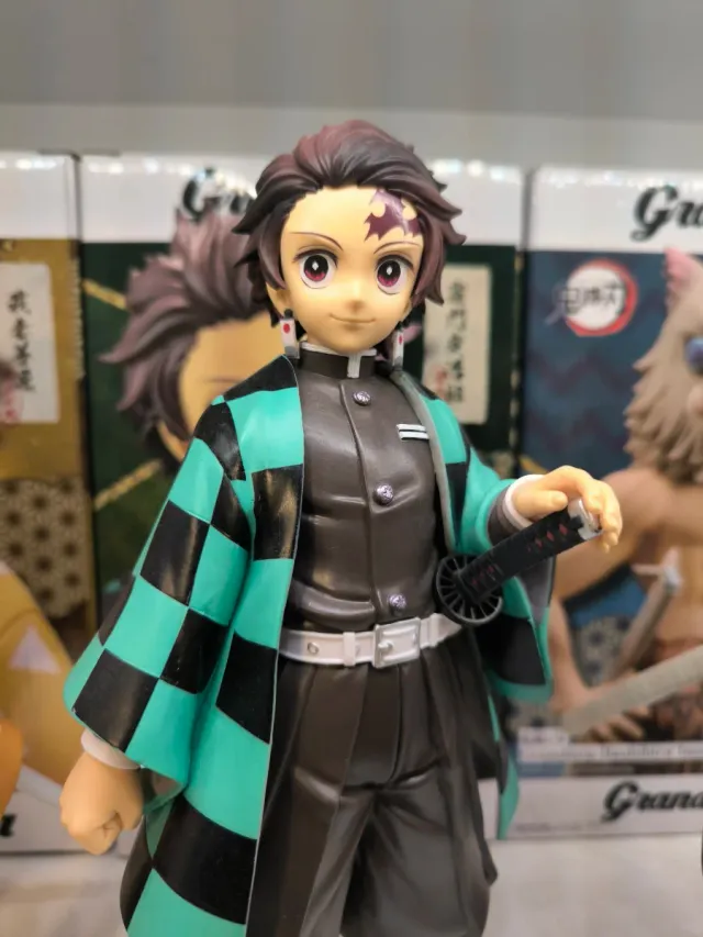 Figuras Kimetsu no Yaiba Grandista Banpresto