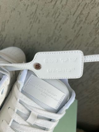 Off-White Out of Office For Walking