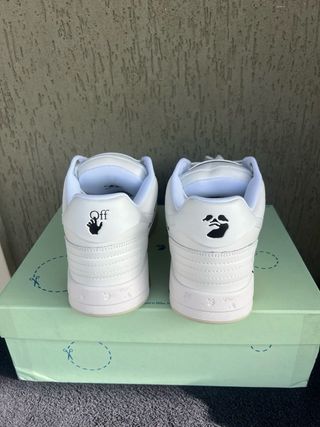 Off-White Out of Office For Walking