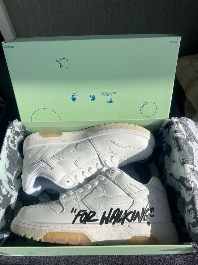 Off-White Out of Office For Walking