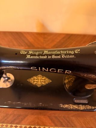 Máquina de coser Singer antigua funciona perfecto
