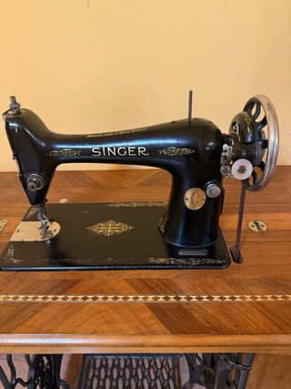 Máquina de coser Singer antigua funciona perfecto
