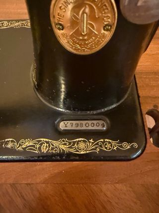 Máquina de coser Singer antigua funciona perfecto