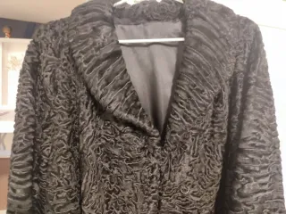 Abrigo Astracán Vintage Negro