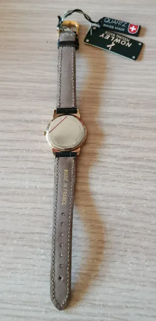 Reloj Nowley Cuarzo Suizo. Nuevo.