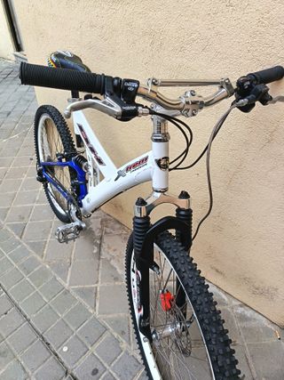 Bicicleta BH Extreme Full Suspension in alluminio