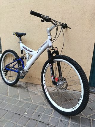 Bicicleta BH Extreme Full Suspension in alluminio