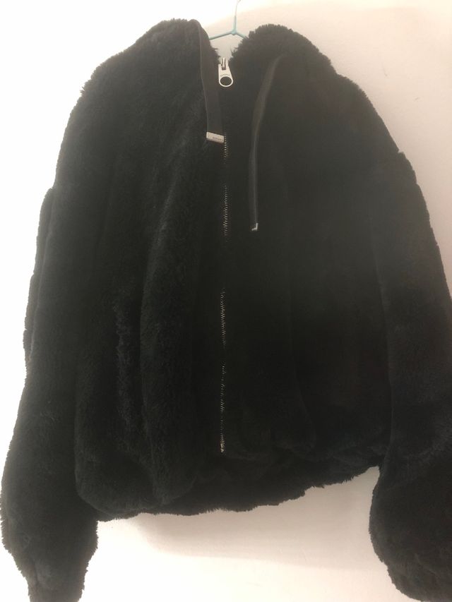 Chaqueta pelo negro mujer