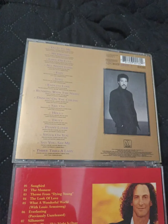 Lote 3 CDs: Lionel Richie, Kenny G, Enya