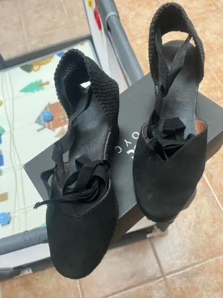 Sandalias cuña esparto lazo amarillo