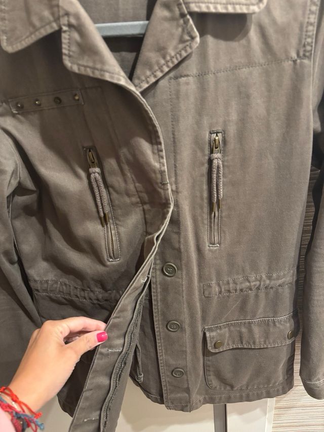 Chaqueta verde militar