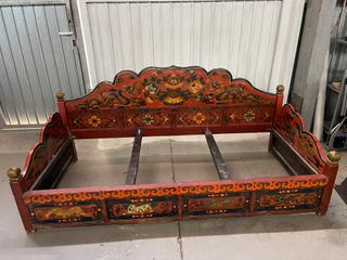 Cama antigua tibetano