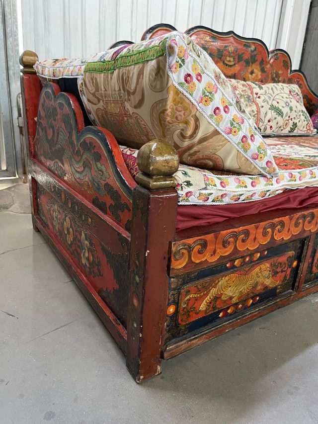 Cama antigua tibetano