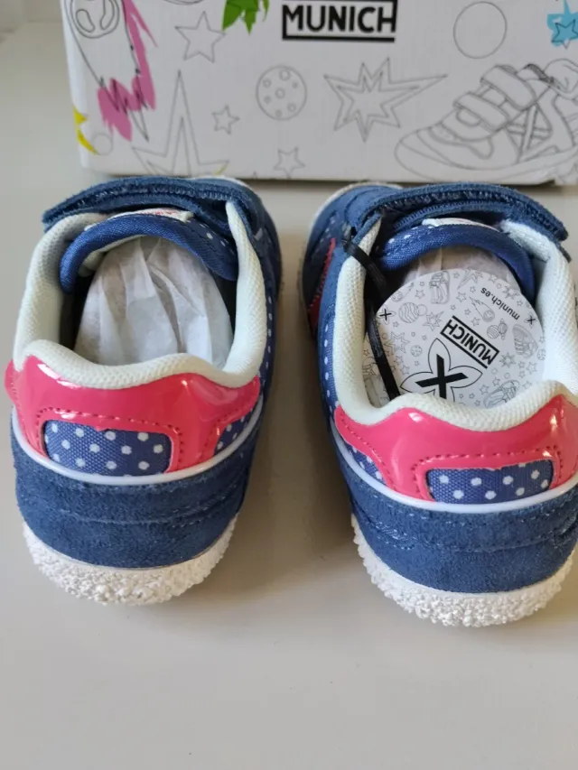 Sneakers Munich Ragazza Taglia 29