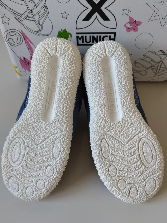 Sneakers Munich Ragazza Taglia 29