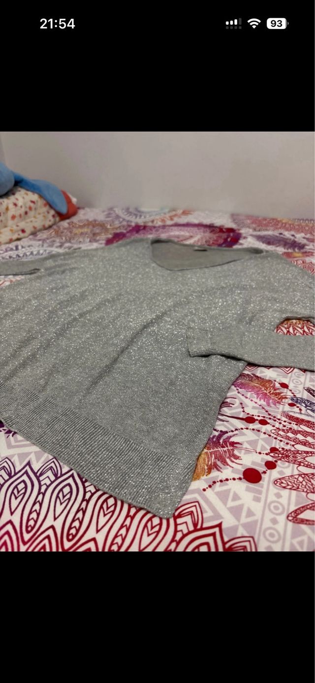 Camisa plateada brillante