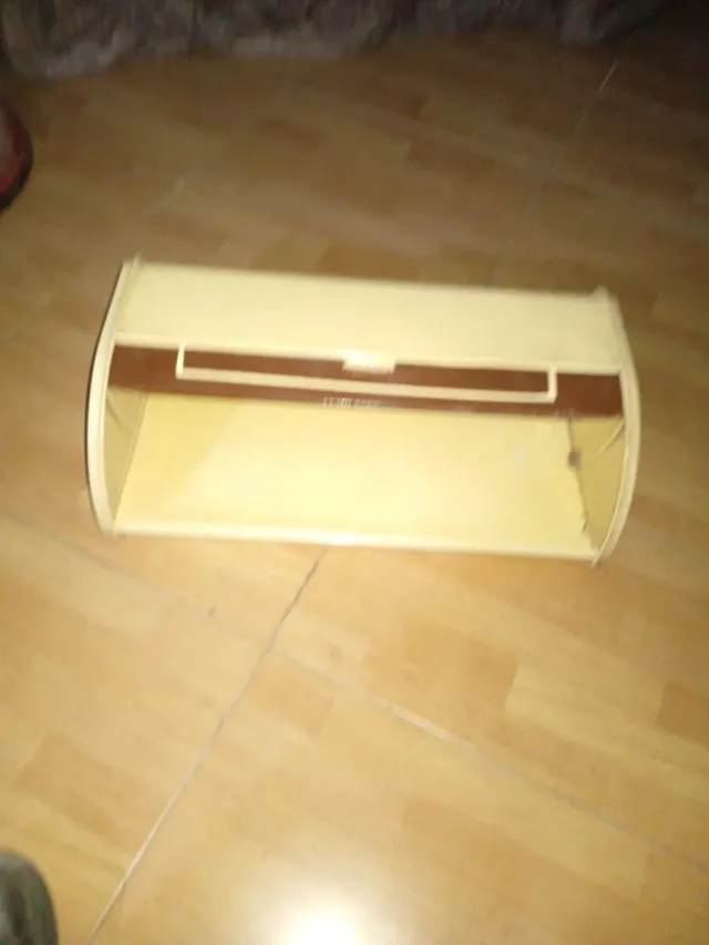 Panera antigua beige y marrón