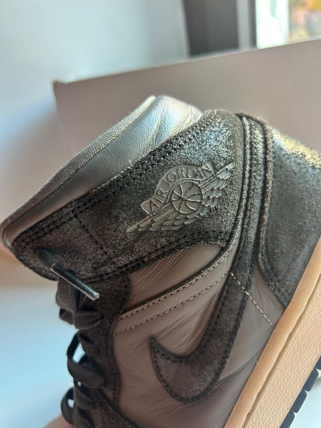 Jordan 1 Grises (Poco Usadas)