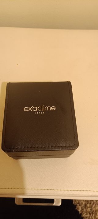 Exactime Reloj Dorado y Plateado con Caja