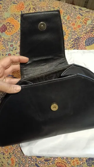 Borsa a mano elegante nera