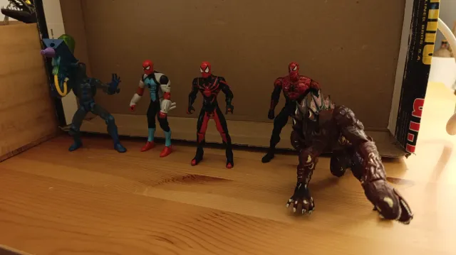 Set di 6 figure di Spiderman Toy Biz
