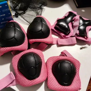 Patines HIKid casco,manillas ,rodillero De codo