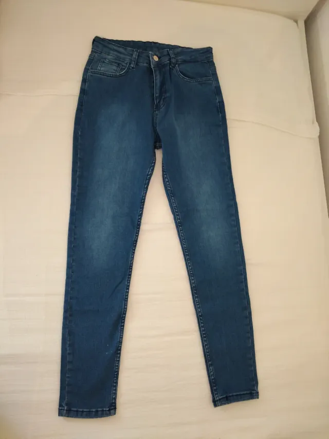 Pantalón vaquero Pull&bear + otro de REGALO